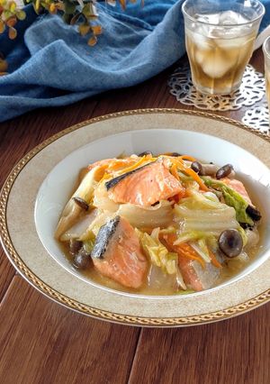 レンジで簡単☆鮭と白菜の味噌バター蒸し。-レシピのメイン写真
