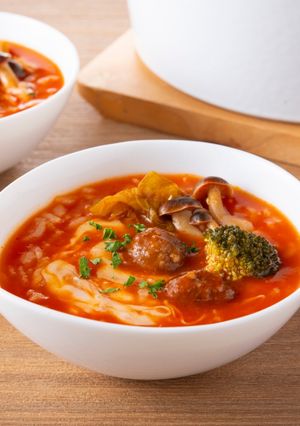ミートボールのトマトチーズ鍋リゾット-レシピのメイン写真