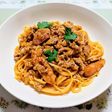 簡単夕飯昼食ミートソースウインナーワンパンパスタ