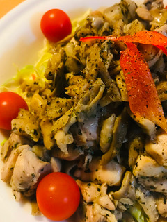 鶏肉とキノコ/マイタケの香草炒め-レシピのメイン写真