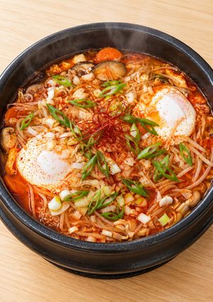 秋味！キノコが香る旨辛ユッケジャンスープ-レシピのメイン写真
