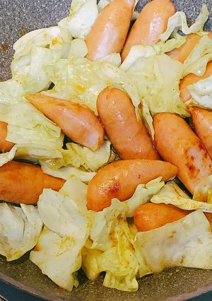 超簡単♪ウインナーとキャベツのカレー炒め-レシピのメイン写真