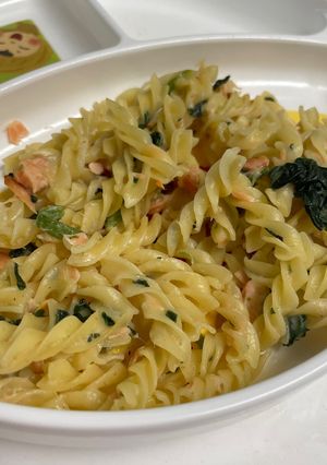 シャケとほうれん草のパスタ-レシピのメイン写真