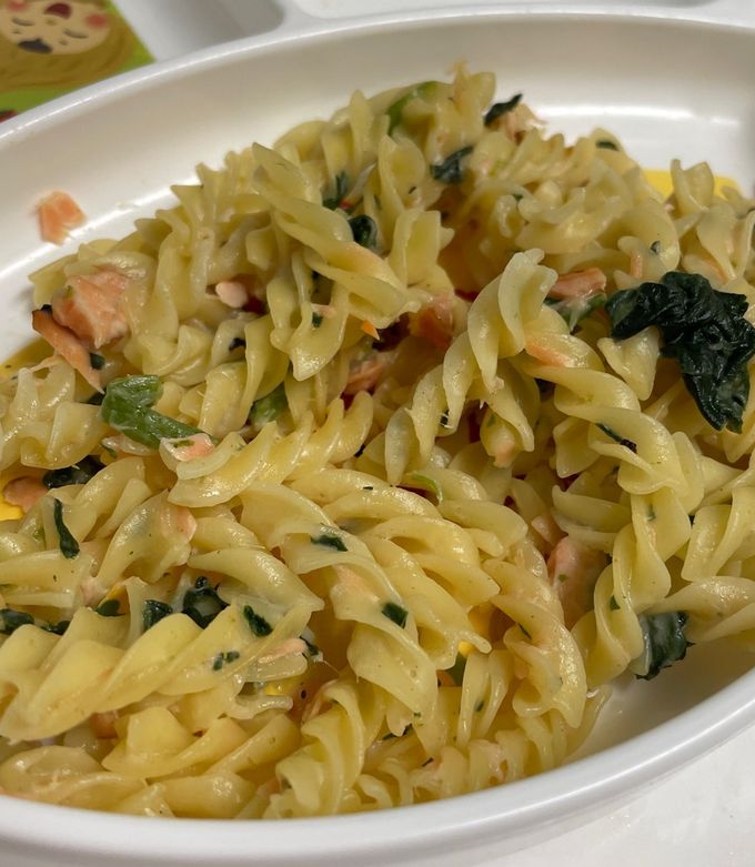 シャケとほうれん草のパスタ-レシピのメイン写真