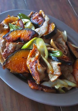 フライパンひとつ！豚肉とかぼちゃの炒め物-レシピのメイン写真