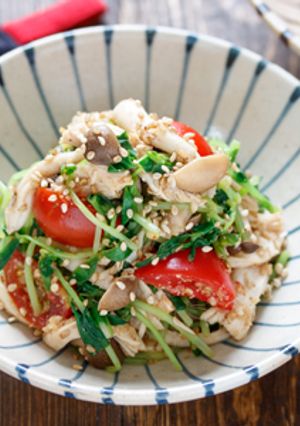 豆苗と蒸し鶏のごま酢あえ-レシピのメイン写真