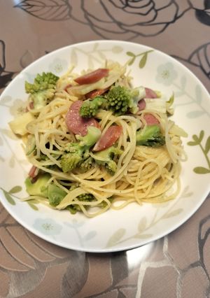 ロマネスコ(ブロッコリー)ペペロンチーノ-レシピのメイン写真