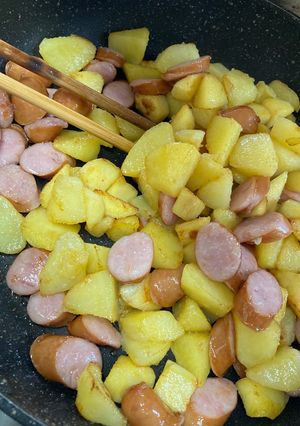 子供大好きウインナーじゃがいもの炒め物-レシピのメイン写真