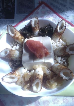 寅ちくわ中華クラゲ洗いもずく+明太冷奴-レシピのメイン写真