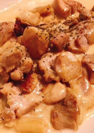 シュクメルリ（鶏肉のにんにくクリーム煮込み）-レシピのメイン写真