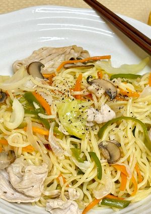 時短調理。豚肉とマッシュルームの塩レモン焼きそば-レシピのメイン写真