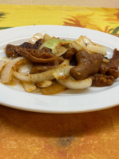 速攻!味付けモツと玉ねぎの炒め物!-レシピのメイン写真