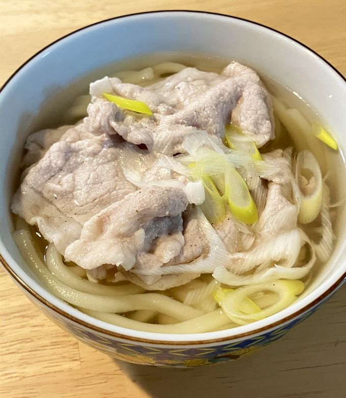 豚塩うどん😋胡椒を効かせた白だしつゆ(木曽路風)-レシピのメイン写真