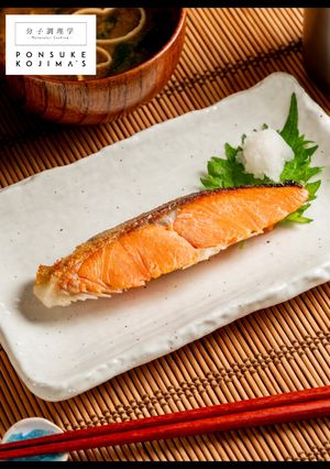 鮭をフライパンでふっくら香ばしく焼く方法-レシピのメイン写真