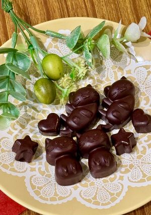 材料２つ！ツヤツヤパン粉クランチチョコ-レシピのメイン写真