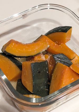 レンジで簡単☆塩麹かぼちゃ！幼児食にも！-レシピのメイン写真