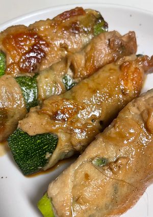 ご飯がすすむ♪ズッキーニの豚肉巻き♡甘辛照り焼き-レシピのメイン写真