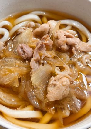 シンプルでおいしい肉うどん-レシピのメイン写真
