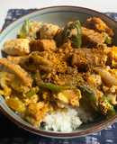 親子にきつねも乱入丼（衣笠の親子丼）