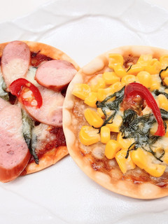 超簡単!♬ホットプレートで餃子の皮ピザ♬-レシピのメイン写真