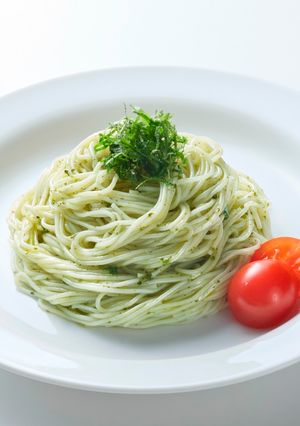 白ごまとにんにく香る！大葉の讃岐そうめん-レシピのメイン写真