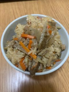 鶏肉とごぼうの炊き込みご飯-レシピのメイン写真