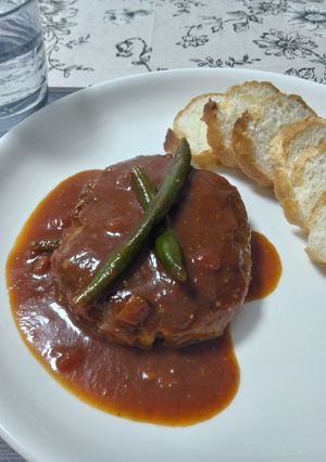 煮込みハンバーグ（ハーブバーグ）-レシピのメイン写真