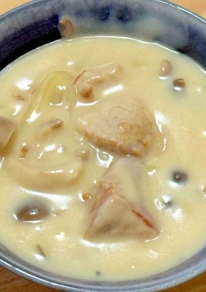 バター香る♪豚肉しめじのクリームシチュー-レシピのメイン写真