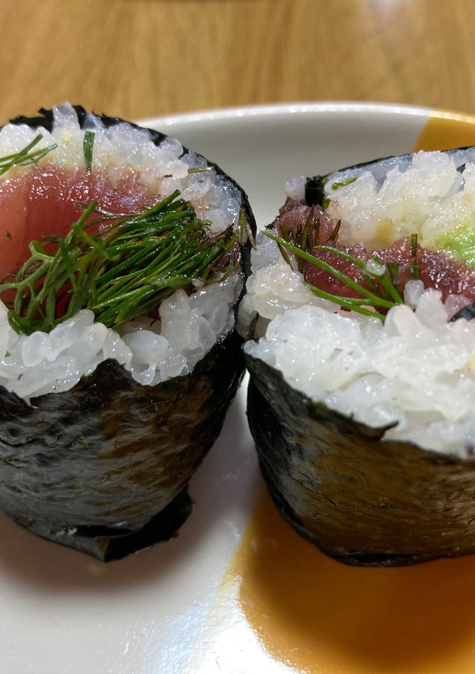 マグロとアボカドの手巻き寿司-レシピのメイン写真