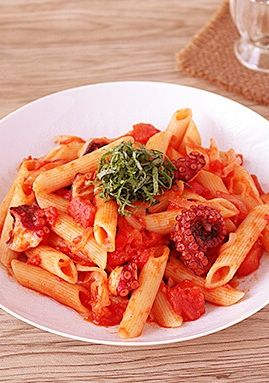 たこと新玉ねぎのトマトソースペンネ-レシピのメイン写真