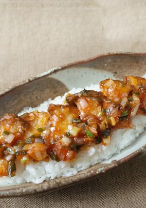 エビチリじゃないよ！エリンギチリ丼-レシピのメイン写真