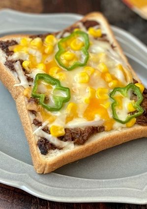 冷凍トースト・和風サバ味噌ピザ-レシピのメイン写真