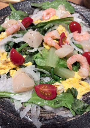 新玉ねぎと春菊の海鮮サラダ-レシピのメイン写真