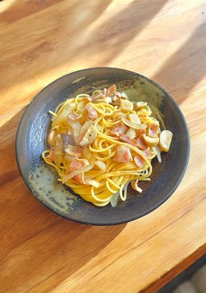 エリンギとベーコンと玉ねぎの簡単パスタ！-レシピのメイン写真