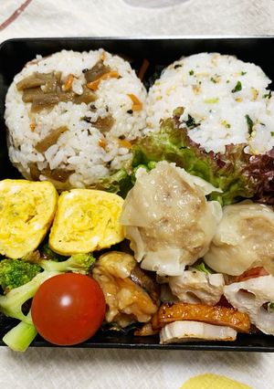 5/9ﾖｯﾁｬﾝ☆きんぴらおにぎり弁当-レシピのメイン写真