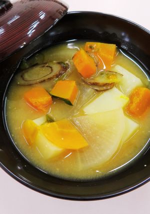 栄養士の卵考案☆具だくさん味噌汁-レシピのメイン写真