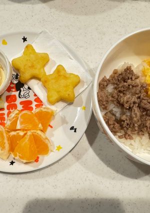 幼児食プレート16(そぼろ丼)-レシピのメイン写真