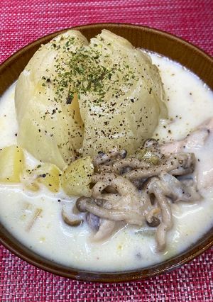 炊飯器で楽！丸ごと玉ねぎの手羽元スープ-レシピのメイン写真