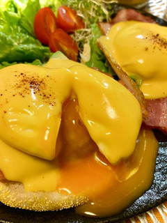 エッグベネディクト★簡単おうちカフェ-レシピのメイン写真