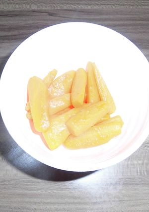 肉料理の付け合わせに♪ニンジンのグラッセ-レシピのメイン写真