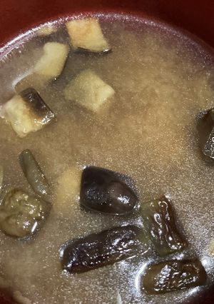 揚げナスとアサリと長ネギの味噌汁-レシピのメイン写真