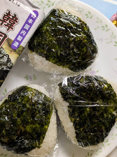 搾菜の油炒めを具にして韓国海苔で包む美味-レシピのメイン写真