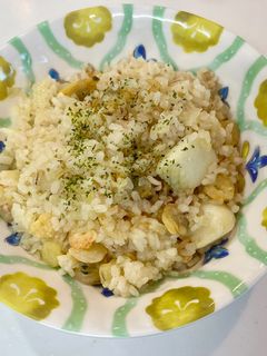 残ごはんでOK!簡単旨いシーフードピラフ-レシピのメイン写真