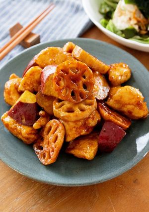 【鶏肉とれんこんとさつまいものガリバタ醤油炒め】-レシピのメイン写真