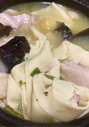 中国料理！豆腐皮と鶏肉の滋養スープ煮-レシピのメイン写真