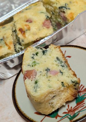 簡単★法蓮草とソーセージのケークサレ-レシピのメイン写真