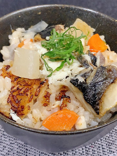 絶品!焼き鯖炊き込みごはん-レシピのメイン写真