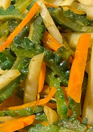 ゴーヤとじゃがいものカレー炒め☆-レシピのメイン写真