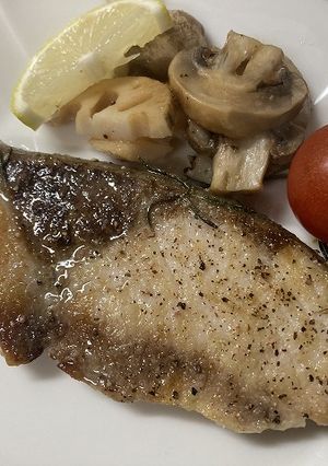 ぶりステーキ　レモンローズマリーソース-レシピのメイン写真