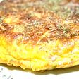 トマトと残り物野菜でソーセージオムレツ